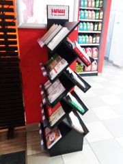 Рекламная стойка для книг